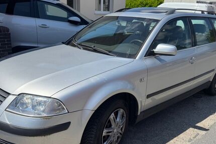 VW Passat Variant 299.989 km 2.999 &euro; Friedeburg 26446