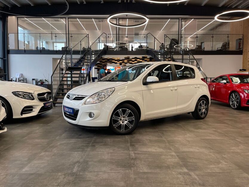 Hyundai i20 197.000 km 2.890 € Pfaffenhofen 85276