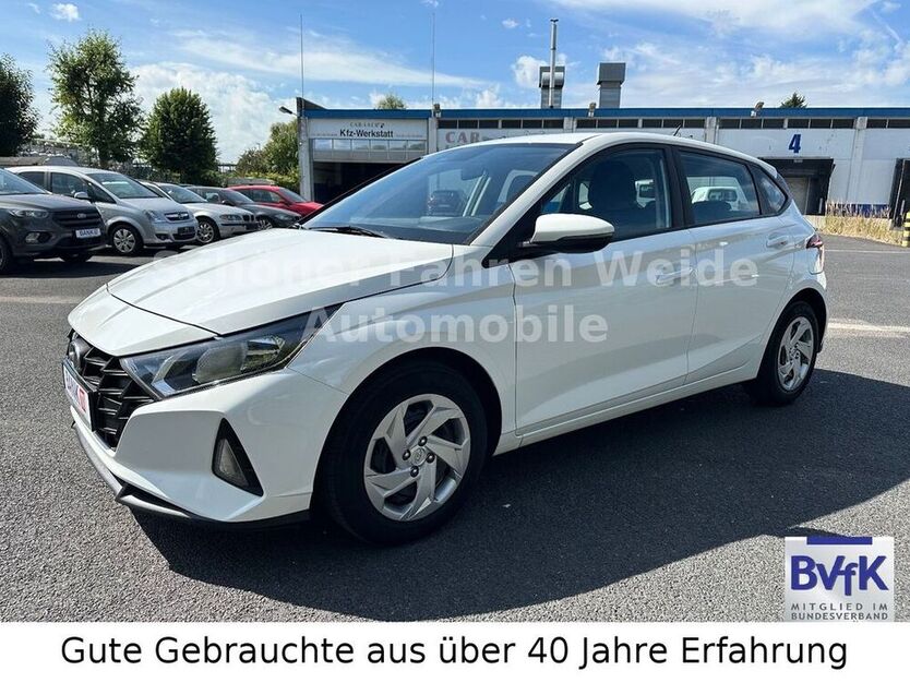 i20