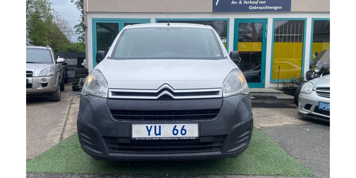 Citroen Berlingo 131.000 km 4.990 &euro; Marktrodach 96364