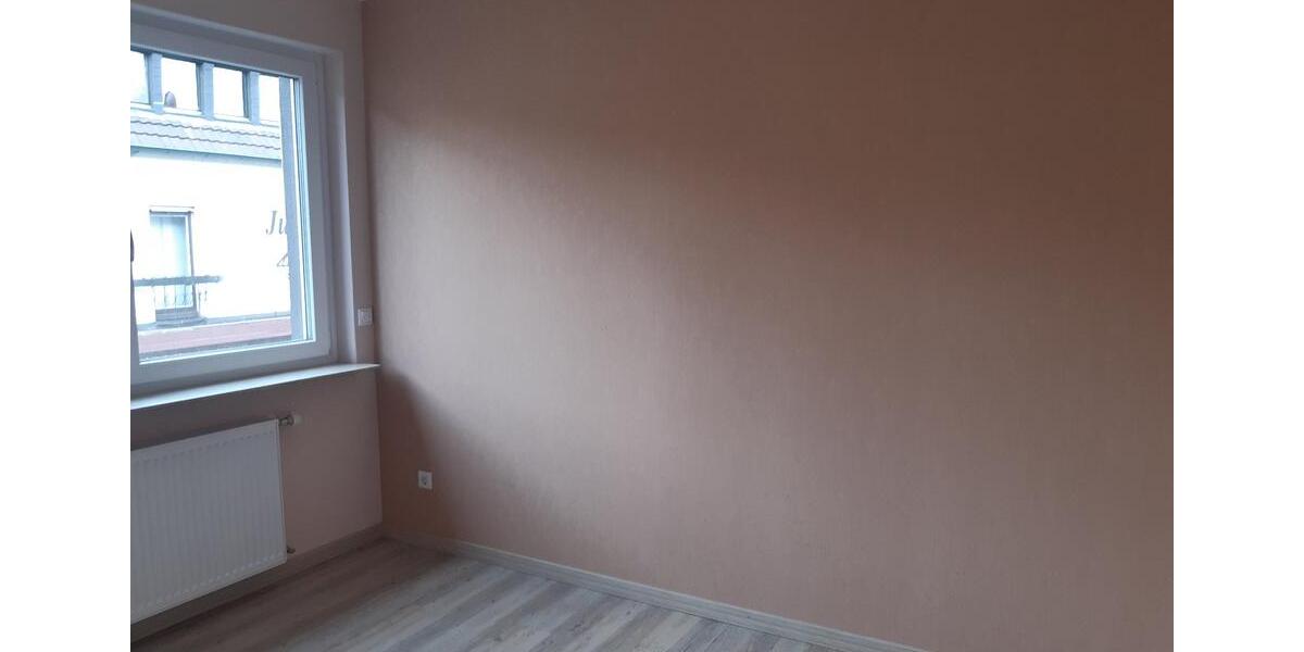 Etagenwohnung Schöllkrippen - 2 Zimmer, 106 m&sup2;, 800&euro; | Angebot:26665928