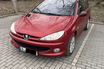 Peugeot 206 130.000 km 2.700 &euro; berlin 13158