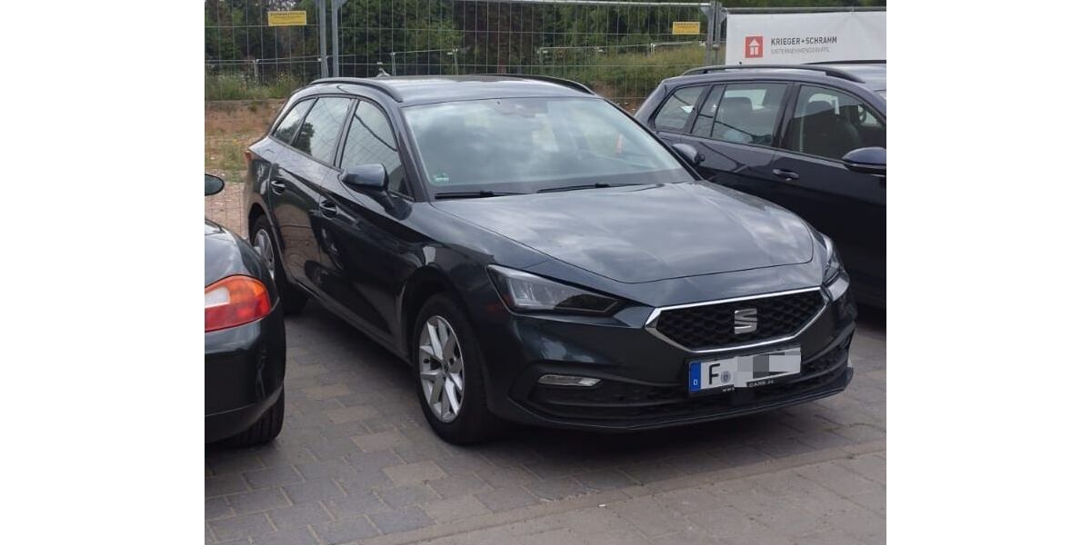 Seat Leon 41.200 km 19.800 &euro; Frankfurt am Main 60386