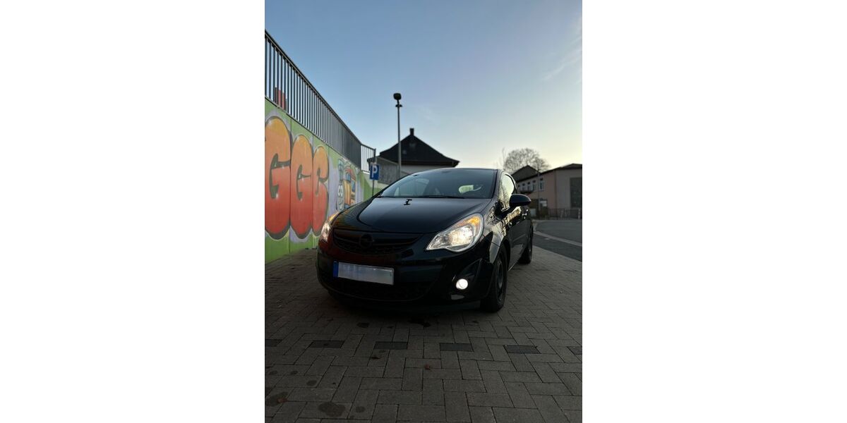 Opel Corsa 118.000 km 5.199 &euro; Halver 58553