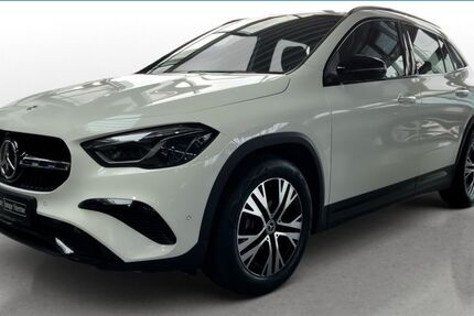 Mercedes-Benz GLA 180 1.595 km 37.140 &euro; Cham 93413