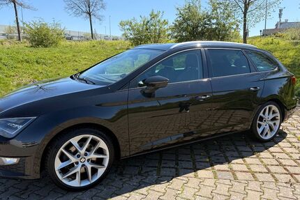 Seat Leon 252.000 km 7.900 &euro; Staufenberg 34355