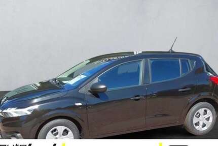 Dacia Sandero 1.111 km 15.690 &euro; Bad Wildungen 34537