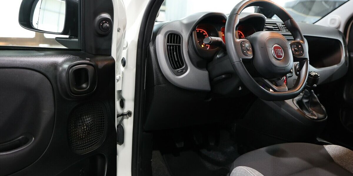 Fiat Panda 1.0 Mild-Hybrid CITY LIFE WHITE / SHZ, PDC 32.000 km 10.991 &euro; Hamm 59077