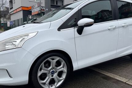 Ford B-Max 147.481 km 6.490 &euro; Gelsenkirchen 45899