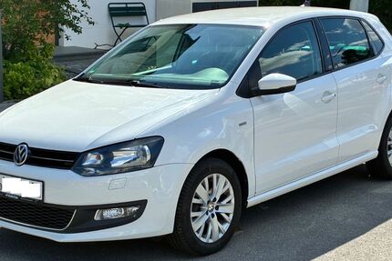 VW Polo 94.000 km 8.790 &euro; München 81377