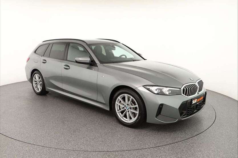 BMW 330 26.769 km 47.880 € Garching 85748