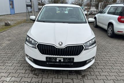 Skoda Fabia 93.700 km 5.450 &euro; Pfedelbach 74629