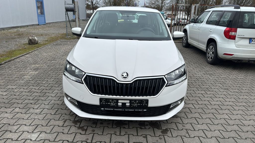 Skoda Fabia 93.700 km 5.450 &euro; Pfedelbach 74629