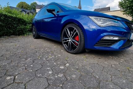 Seat Leon 82.000 km 21.100 &euro; Villmar 65606