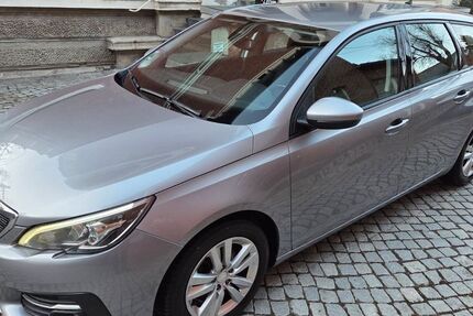 Peugeot 308 212.500 km 7.973 &euro; Rathenow 14712