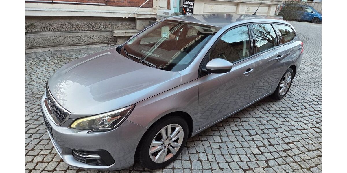 Peugeot 308 212.500 km 7.973 &euro; Rathenow 14712