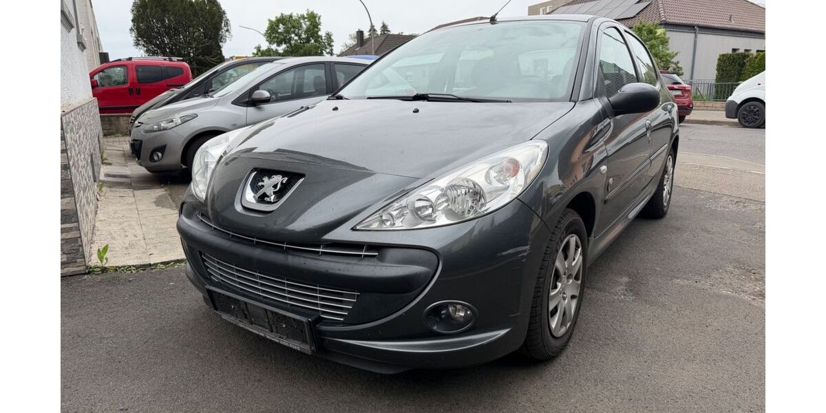 Peugeot 206 192.000 km 2.499 &euro; Edenkoben 67480