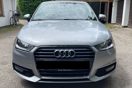 Audi A1 136.000 km 7.900 € München 81737