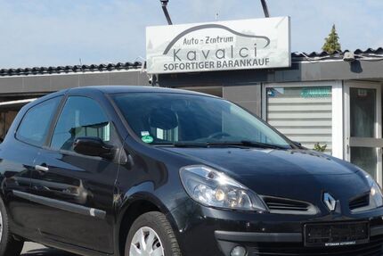 Renault Clio 208.024 km 1.749 &euro; Leverkusen 51379