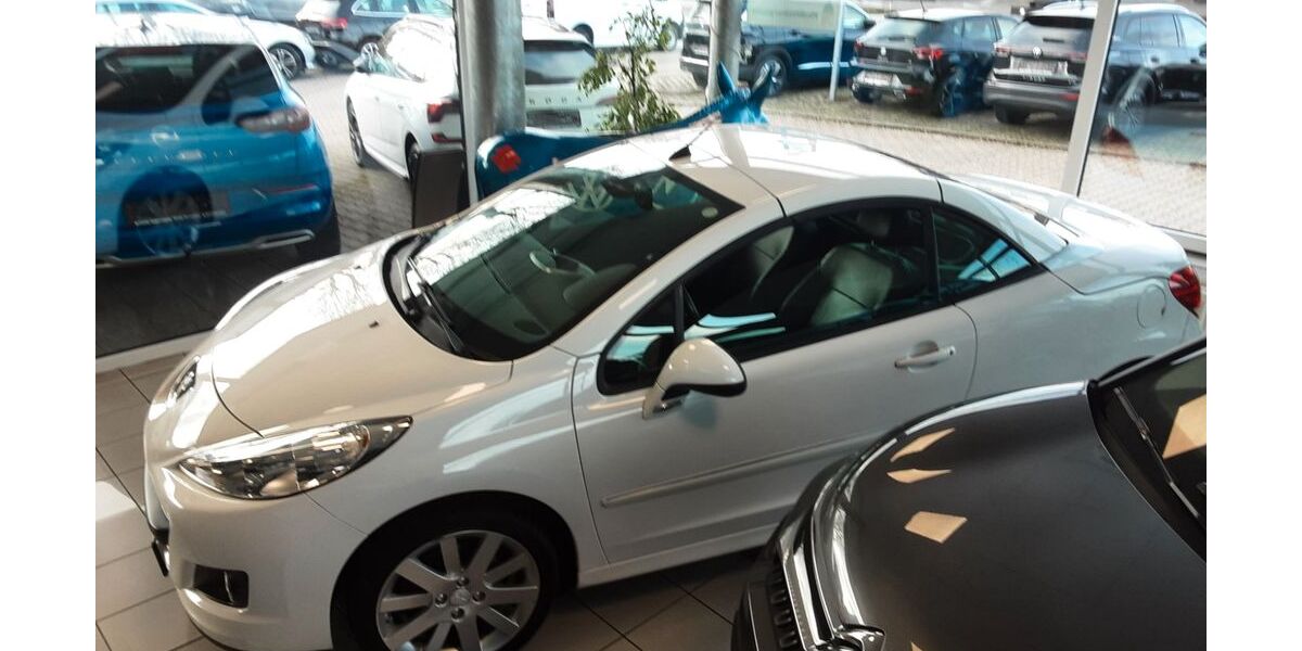 Peugeot 207 87.500 km 7.390 &euro; Monschau (bei Aachen) 52156