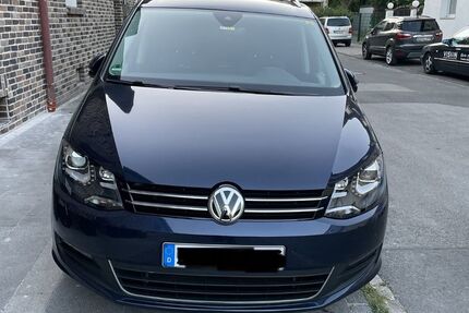 VW Sharan 166.000 km 22.900 &euro; Duisburg 47229