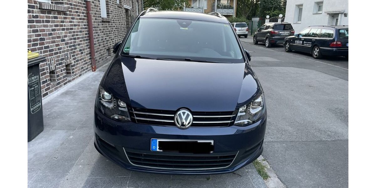 VW Sharan 166.000 km 22.900 &euro; Duisburg 47229