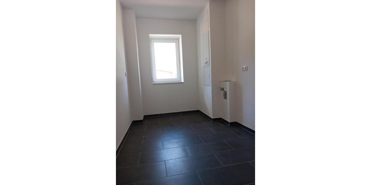 Erdgeschoßwohnung Wittenförden - 5 Zimmer, 150 m&sup2;, 1.175&euro; | Angebot:26396643