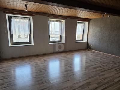 ATTRAKTIVE IMMOBILIE IN RUHIGER LAGE - Bauernhaus, Landhaus Weiskirchen | Angebot:27085371