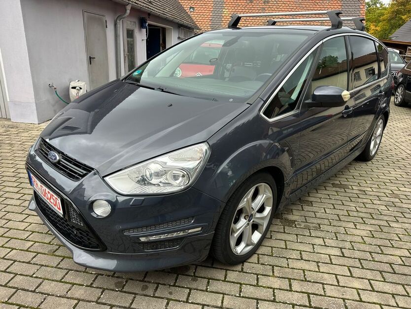 Ford S-Max 218.000 km 5.590 € Roth 91154