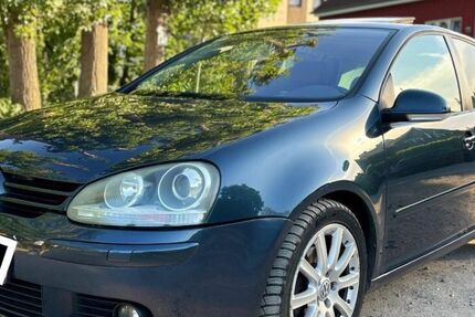 VW Golf 240.000 km 4.890 &euro; Nienhagen 29336