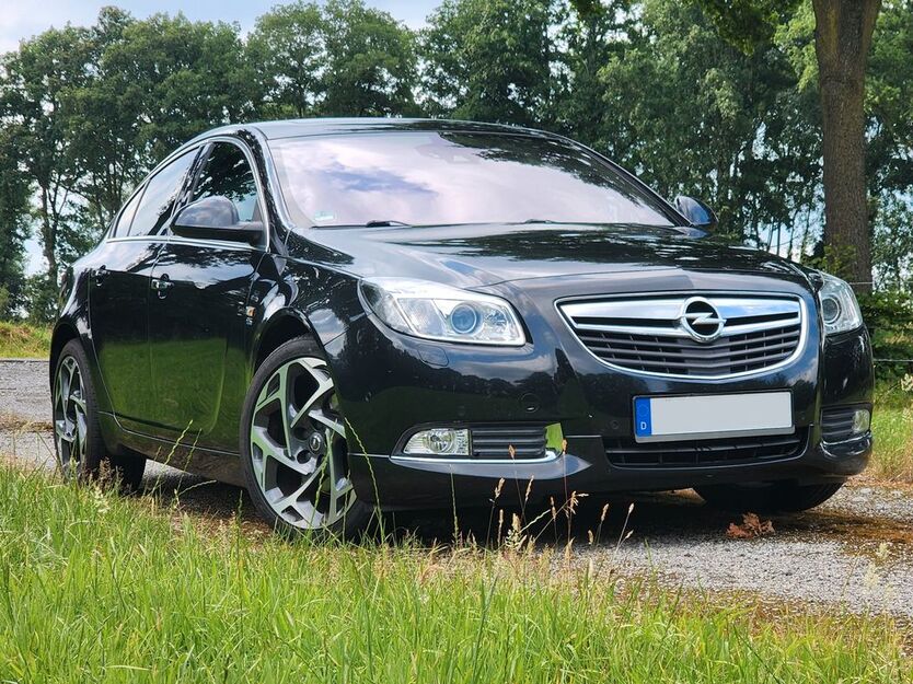 Opel Insignia 262.656 km 4.950 € Bocholt 46399
