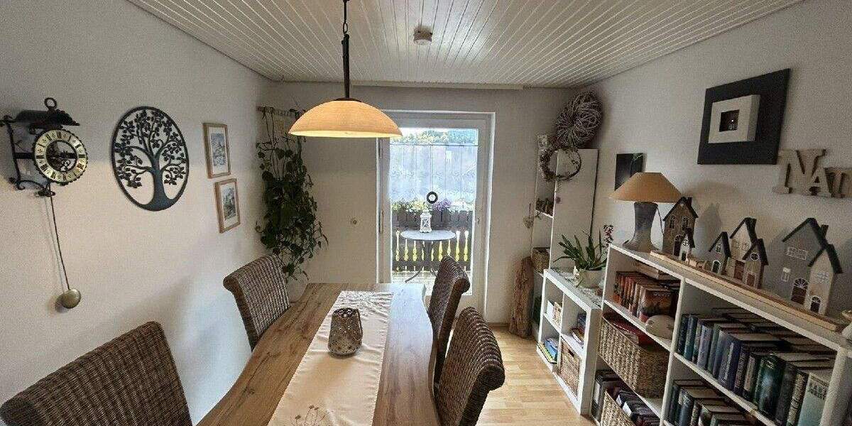 Einfamilienhaus Regen - 6 Zimmer, 124 m&sup2;, 198.000&euro; | Angebot:25688594