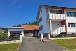 Charmantes Zweifamilienhaus mit großem Garten, in freier Natur, nahe der Universitätsstadt Kronach 10 zimmer