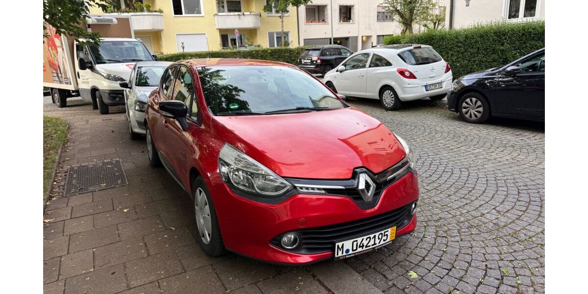 Renault Clio 156.200 km 4.400 &euro; münchen 80639