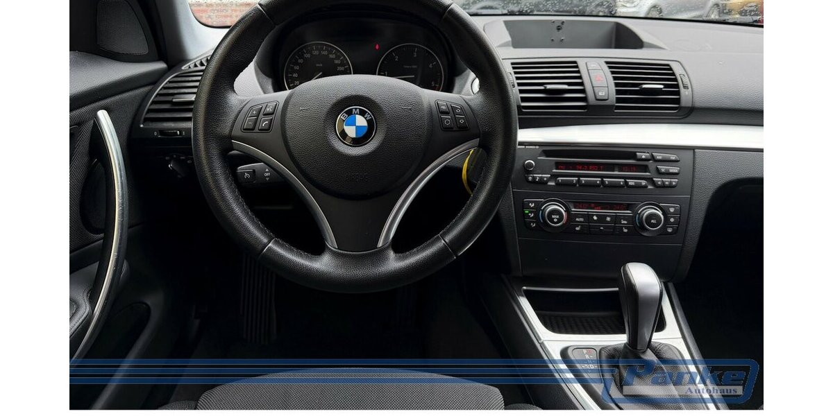 BMW 123d Aut.*Xenon*PDC*AUX*SHZ*Schiebedach*SRA* 200.000 km 5.990 &euro; Berlin 13187