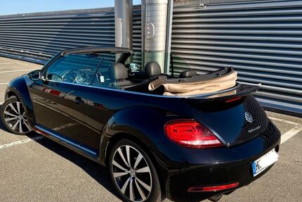 VW Beetle 52.000 km 27.900 &euro; Hamburg 22391