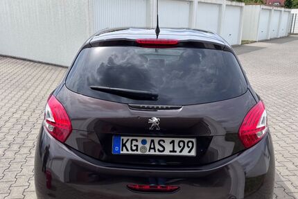 Peugeot 208 167.000 km 4.200 &euro; Bad Kissingen 97688