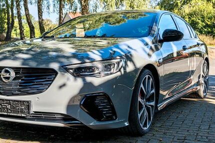 Opel Insignia 76.100 km 19.700 &euro; Brilon 59929