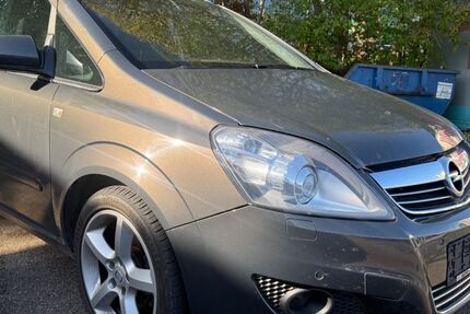 Opel Zafira 165.840 km 4.499 &euro; Essingen 73457