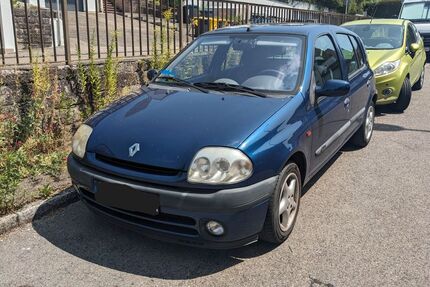 Renault Clio 159.763 km 1.500 &euro; Korb 71404
