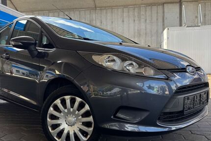Ford Fiesta 145.600 km 4.690 &euro; Hamburg 22147