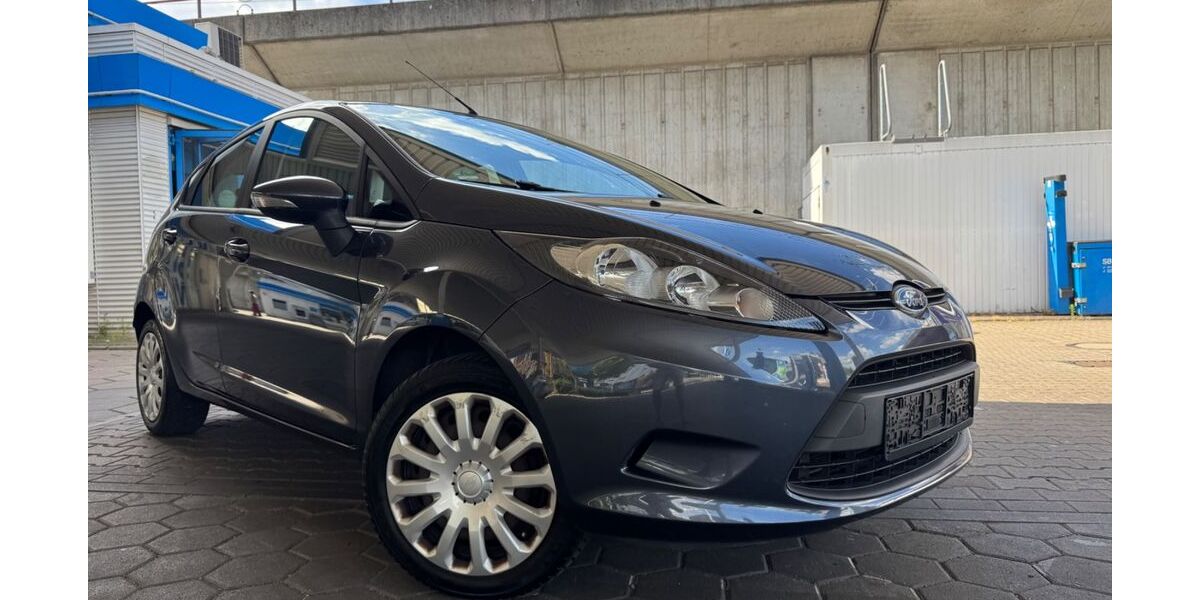 Ford Fiesta 145.600 km 4.690 &euro; Hamburg 22147