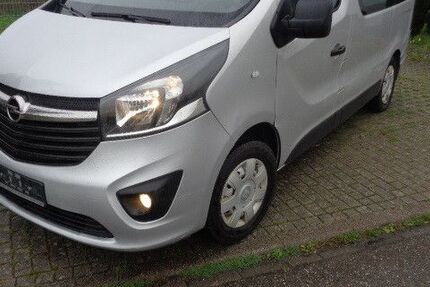 Opel Vivaro 184.000 km 11.500 &euro; Muggensturm 76461