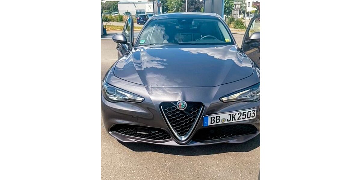 Alfa Romeo Giulia 100.000 km 20.700 &euro; Herrenberg 71083