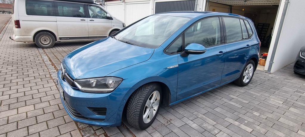 VW Golf Sportsvan 114.000 km 11.000 &euro; Baar-Ebenhausen 85107