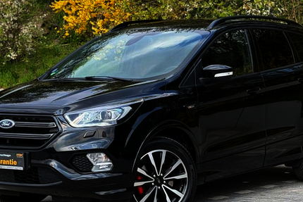 Ford Kuga 64.200 km 14.990 &euro; Kiel 24147