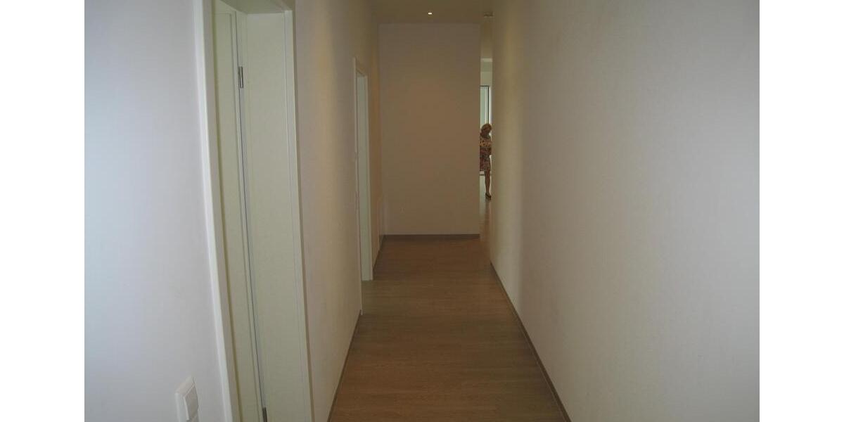 Einfamilienhaus Lahr (Schwarzwald) - 3 Zimmer, 110 m&sup2;, 1.160&euro; | Angebot:25366788