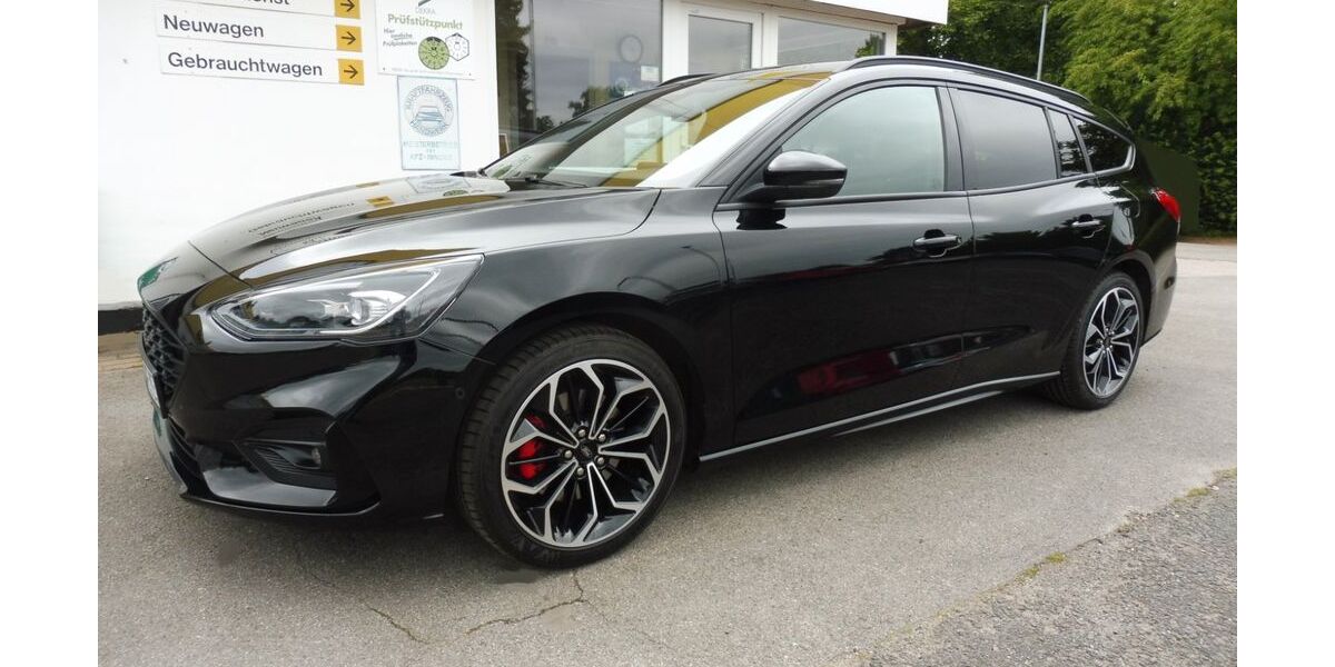 Ford Focus 100.000 km 16.989 &euro; Wedemark 30900