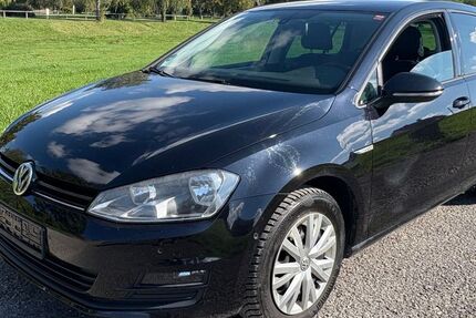 VW Golf 210.000 km 8.230 € Knetzgau 97478