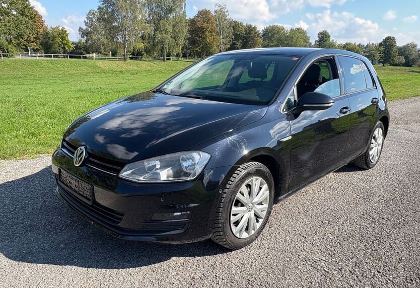 VW Golf 210.000 km 8.230 € Knetzgau 97478